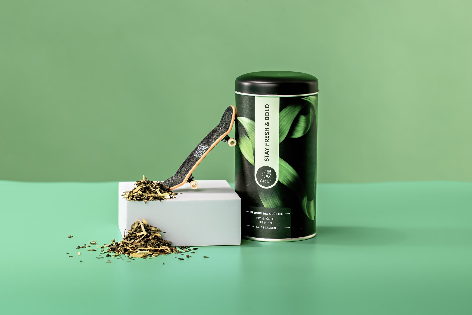 STAY FRESH & BOLD - Bio Grüntee mit Minze